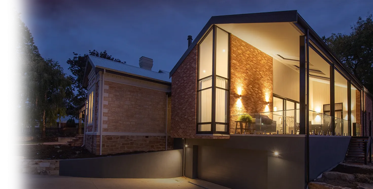 Modernes Einfamilienhaus mit Elektroinstallation von SIMET
